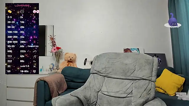 Katniss K online show from February 27, 2:10 pm