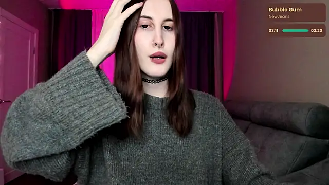 p1nkypaws online show from February 1, 9:08 pm