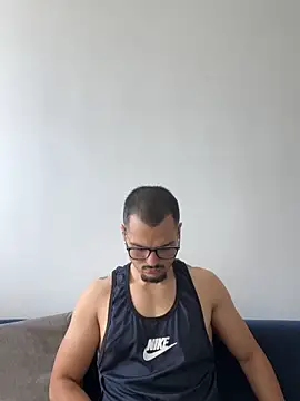 Snapshot of yourfavoritesbj chatting on September 17, 3:14 pm yourfavoritesbj online show from September 17, 3:14 pm