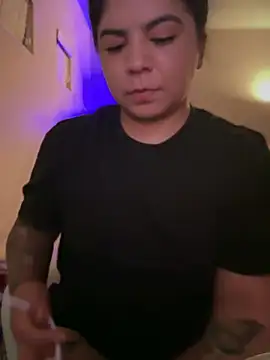 kimmiakiss22 online show from February 24, 5:43 am