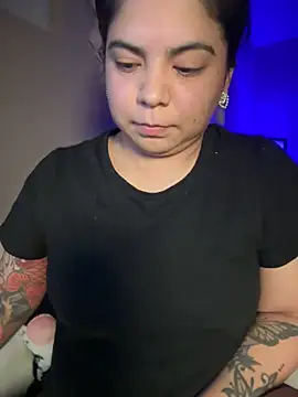 kimmiakiss22 online show from March 1, 7:08 am