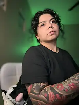 kimmiakiss22 online show from March 4, 3:33 am