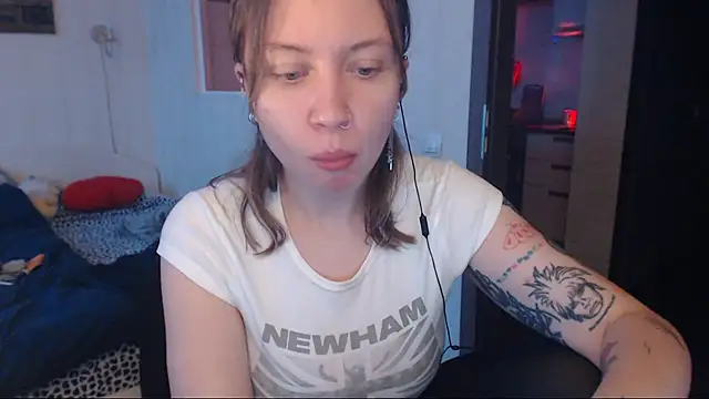 Snapshot of amanda_kiss_kiss chatting on December 28, 12:13 pm amanda kiss kiss online show from December 28, 12:13 pm