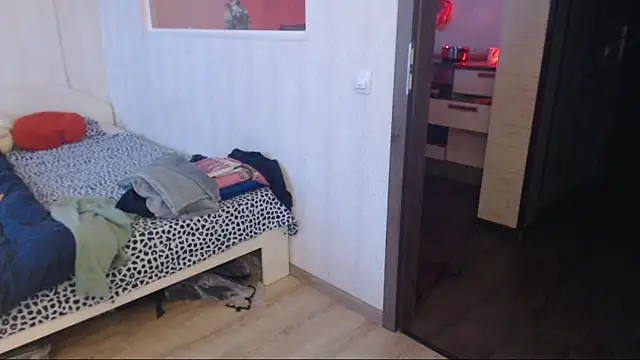 Snapshot of amanda_kiss_kiss chatting on December 29, 12:12 pm amanda kiss kiss online show from December 29, 12:12 pm