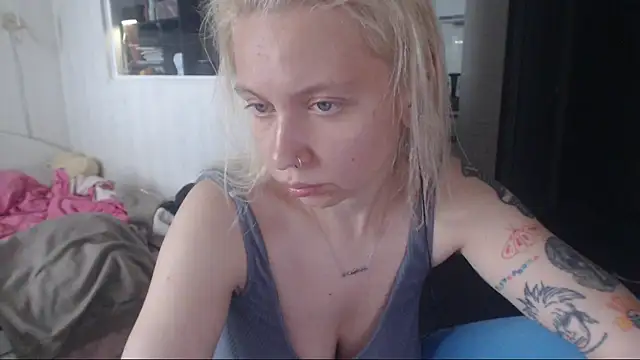 Snapshot of amanda_kiss_kiss chatting on October 15, 10:26 am amanda kiss kiss online show from October 15, 10:26 am