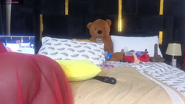 Sexy sharntel online show from October 15, 11:49 pm