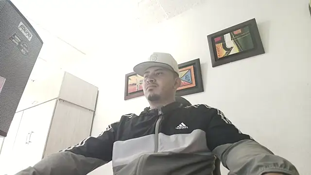 myke andrade online show from October 8, 7:44 pm