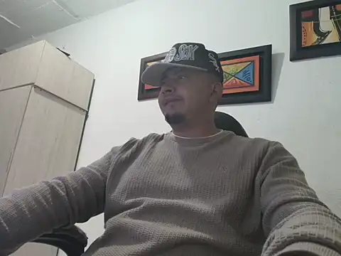 myke andrade online show from October 17, 2:48 am