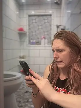 GoldenFlameGoddess online show from February 25, 8:30 pm