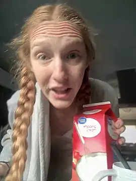 GoldenFlameGoddess online show from February 27, 3:59 pm