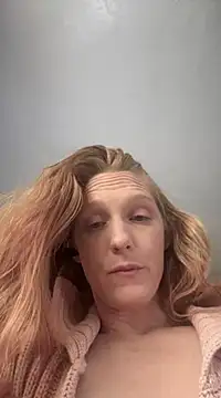 GoldenFlameGoddess online show from March 1, 5:05 pm