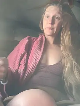 GoldenFlameGoddess online show from March 7, 4:00 pm