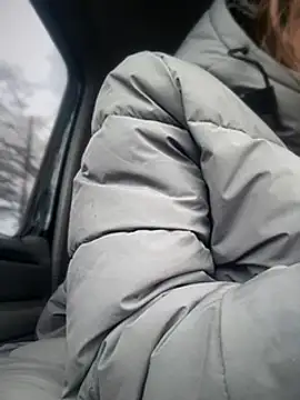 GoldenFlameGoddess online show from March 12, 12:42 am