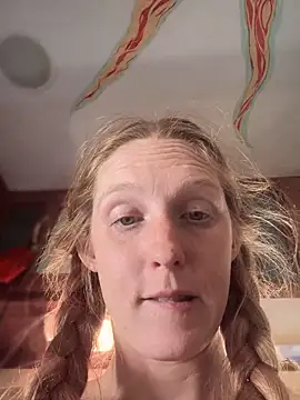 GoldenFlameGoddess online show from March 14, 10:16 pm