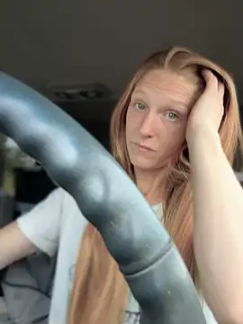 GoldenFlameGoddess online show from October 25, 7:08 pm