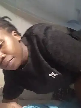 Queentesi online show from January 31, 5:42 pm