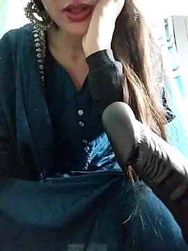 Noor Darliing online show from March 3, 3:09 pm