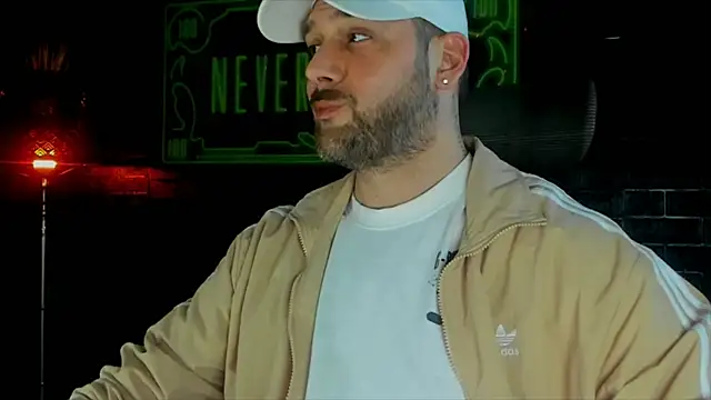 LexXHardy online show from February 9, 1:35 pm