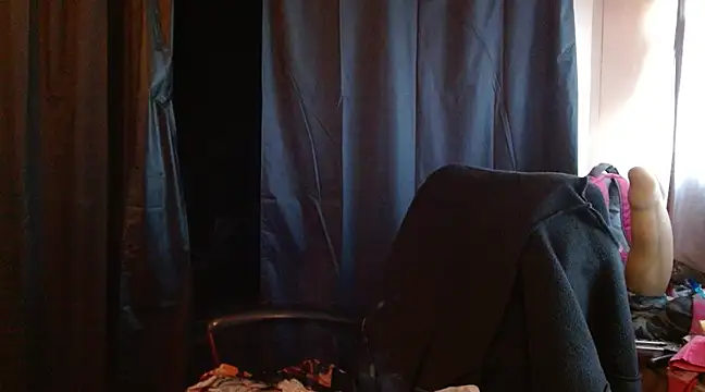 SimoneMoore online show from March 14, 8:17 pm