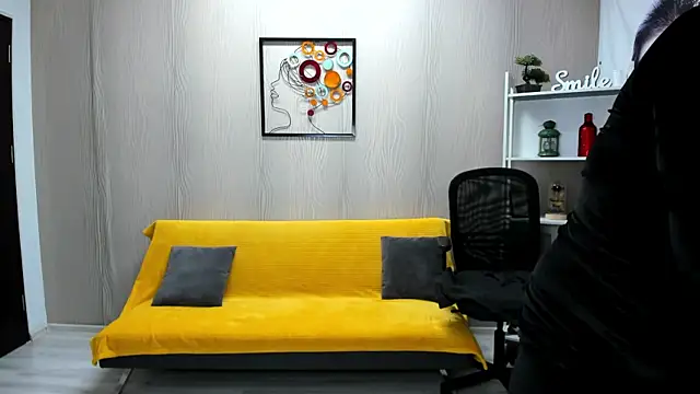 Cassandra Hotty online show from October 7, 3:14 am