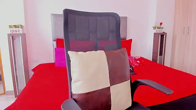 michacosio online show from September 14, 6:51 pm