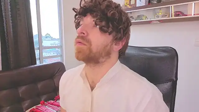 michacosio online show from November 9, 9:46 pm