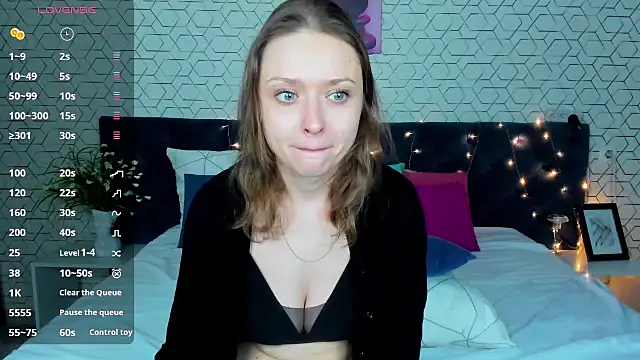 Linda Bryant online show from December 29, 1:02 am