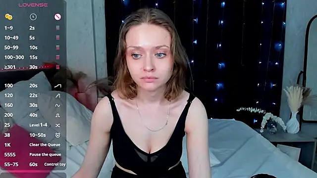 Linda Bryant online show from December 30, 10:10 am