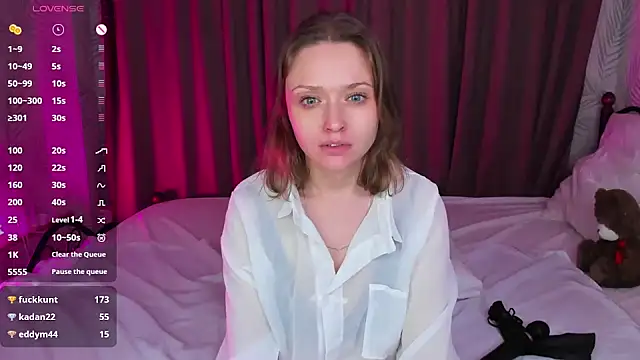 Linda Bryant online show from February 16, 2:42 am