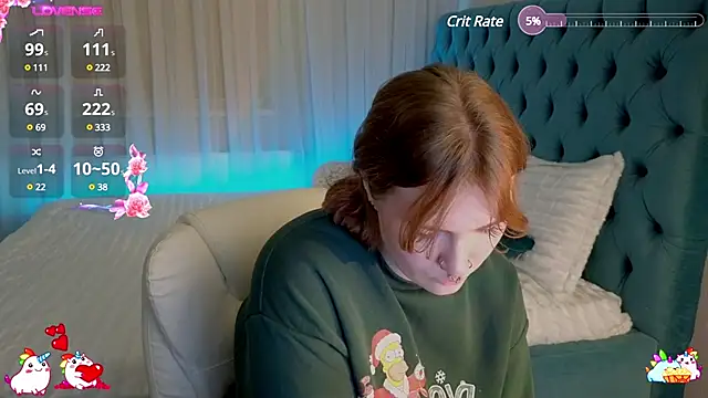 Snapshot of _Chlo__e chatting on February 1, 3:30 am Chlo e online show from February 1, 3:30 am