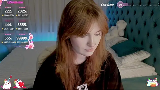 Snapshot of _Chlo__e chatting on February 9, 1:11 am Chlo e online show from February 9, 1:11 am