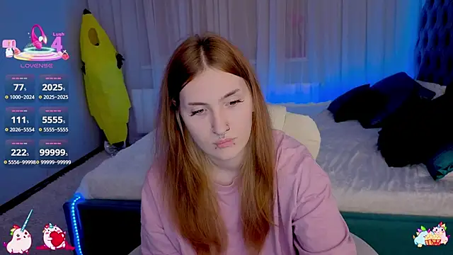 Snapshot of _Chlo__e chatting on October 10, 12:31 am Chlo e online show from October 10, 12:31 am