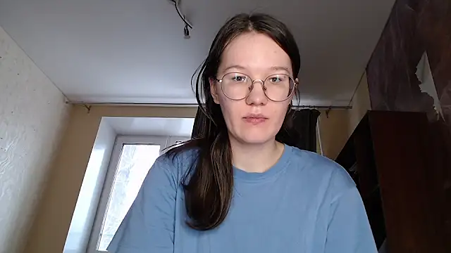 Snapshot of MiriamOr chatting on January 23, 7:22 am MiriamOr online show from January 23, 7:22 am