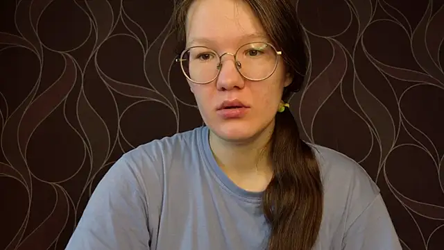 Snapshot of MiriamOr chatting on September 27, 8:19 am MiriamOr online show from September 27, 8:19 am