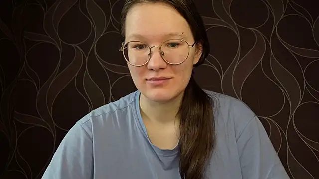 Snapshot of MiriamOr chatting on September 28, 7:47 am MiriamOr online show from September 28, 7:47 am