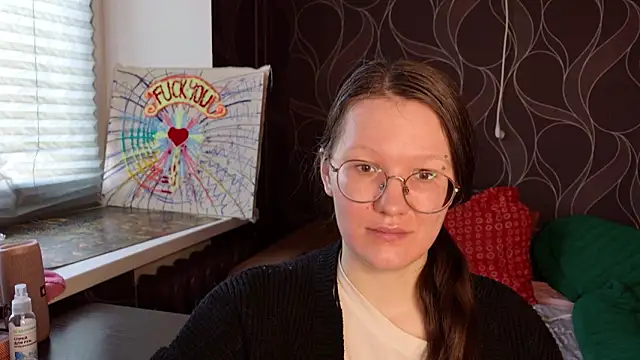 Snapshot of MiriamOr chatting on October 7, 8:00 am MiriamOr online show from October 7, 8:00 am