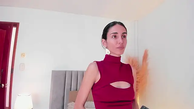 Nina Cavaali online show from January 30, 2:36 pm