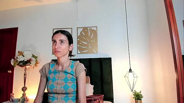 Nina Cavaali online show from March 12, 2:56 pm