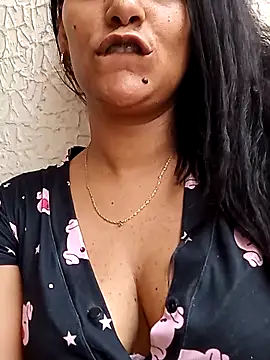 Leticia goddes online show from March 14, 6:50 pm