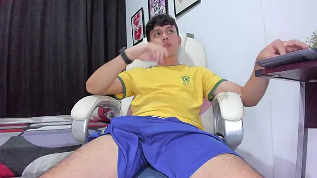 The skinnyguys online show from September 17, 10:00 pm