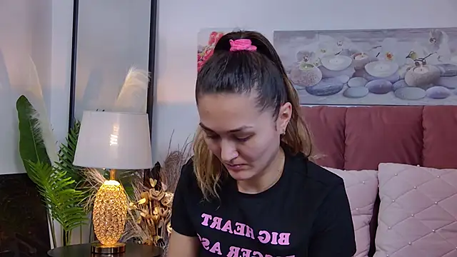 NicolLopeze online show from December 19, 12:12 pm