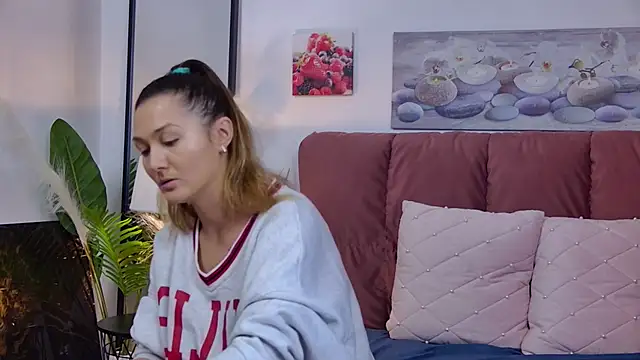 NicolLopeze online show from December 20, 10:27 am