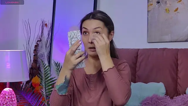 NicolLopeze online show from October 16, 7:20 am