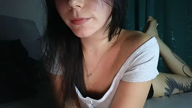 Snapshot of Durghetta chatting on October 9, 10:19 pm Durghetta online show from October 9, 10:19 pm