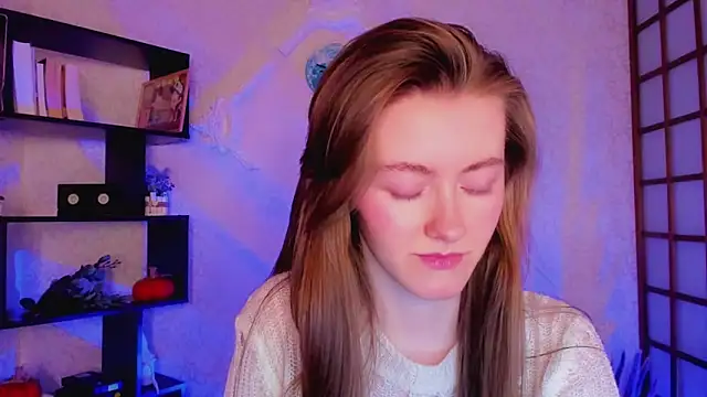 KateCuddle online show from December 24, 7:06 am