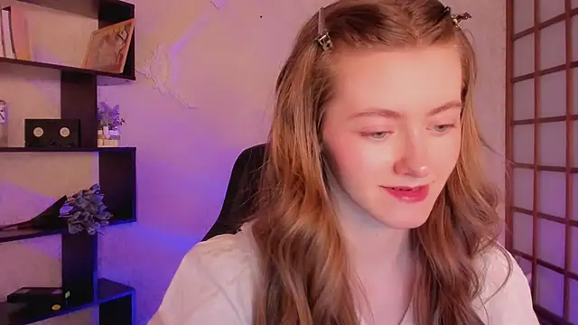 KateCuddle online show from January 21, 2:11 am