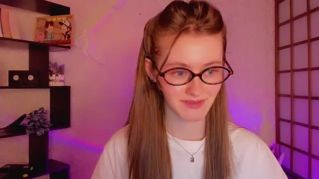 KateCuddle online show from January 23, 5:24 am