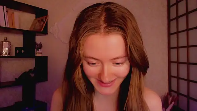 KateCuddle online show from February 12, 5:37 am