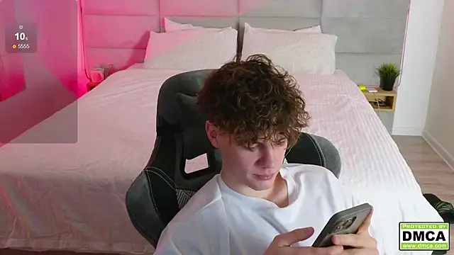 cute thomas online show from January 30, 11:24 pm