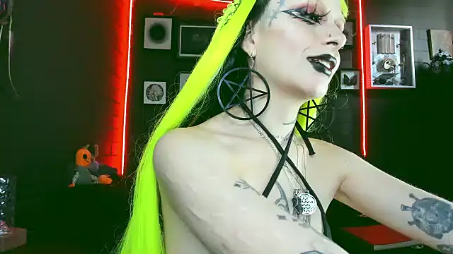 insania 9999  online show from February 18, 8:03 pm